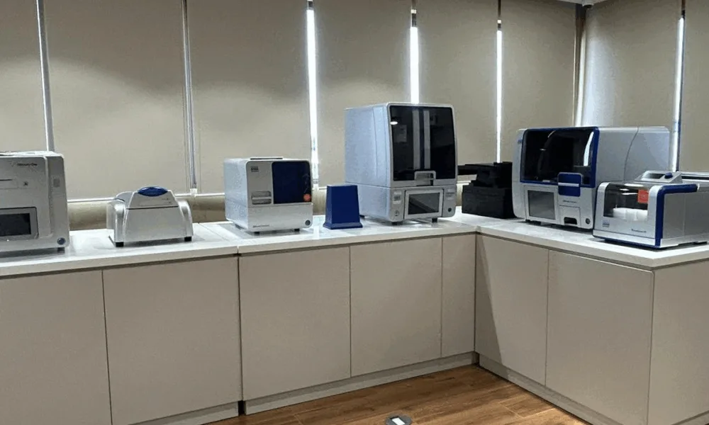 QIAGEN Lab